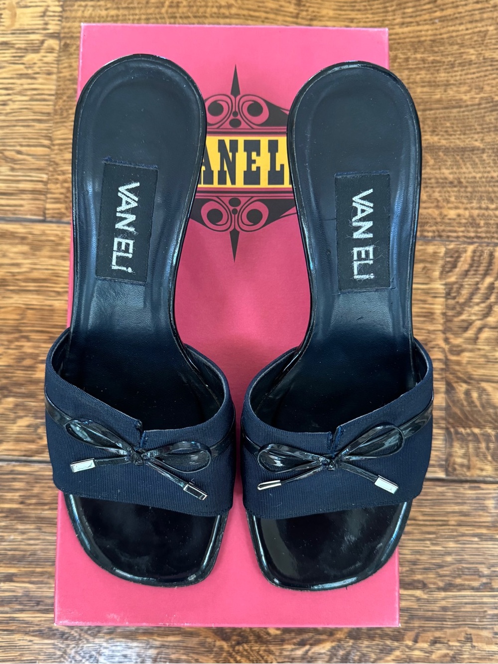 VAN ELI NAVY SANDALS